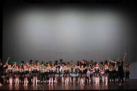 Grand Finale & Awards (75)