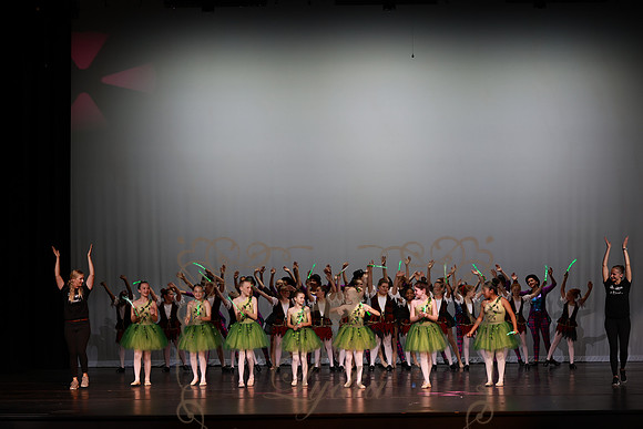 Grand Finale & Awards (11)