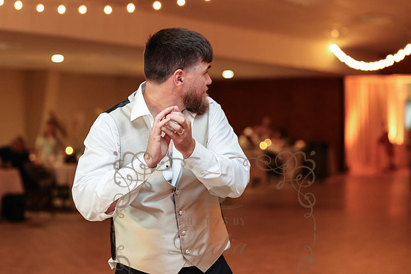 Bouquet & Garter-25