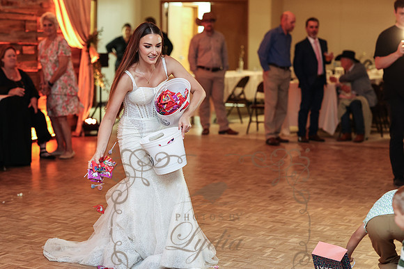 Bouquet & Garter-7