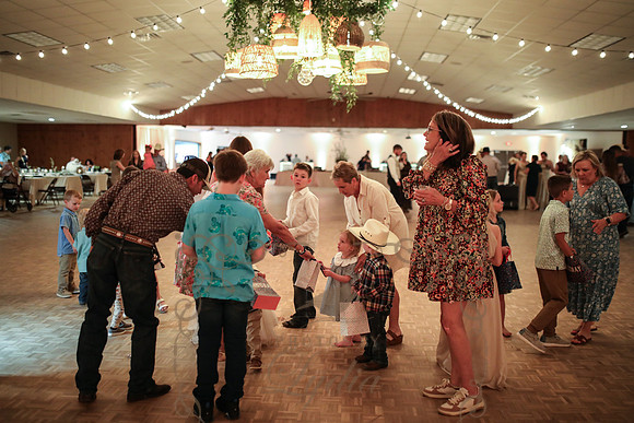 Bouquet & Garter-35