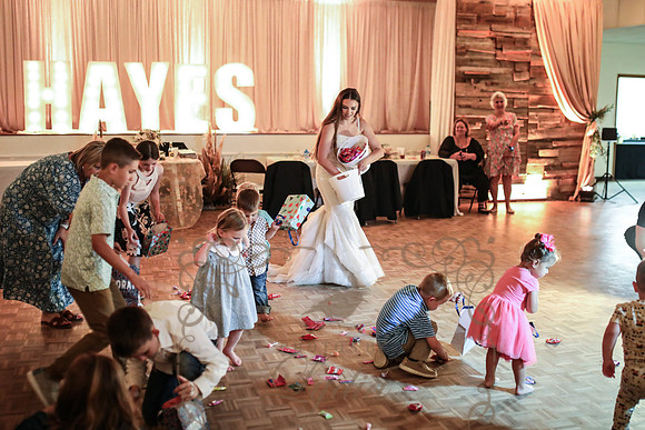 Bouquet & Garter-38