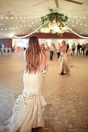 Bouquet & Garter-42