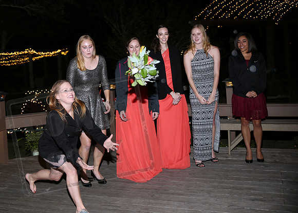 Bouquet & Garter (6)