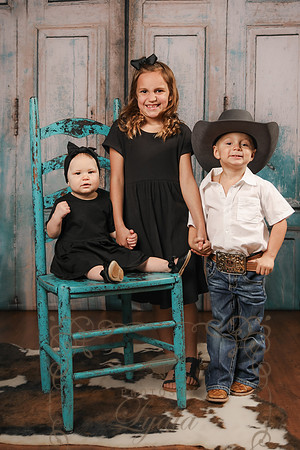 Family (4)